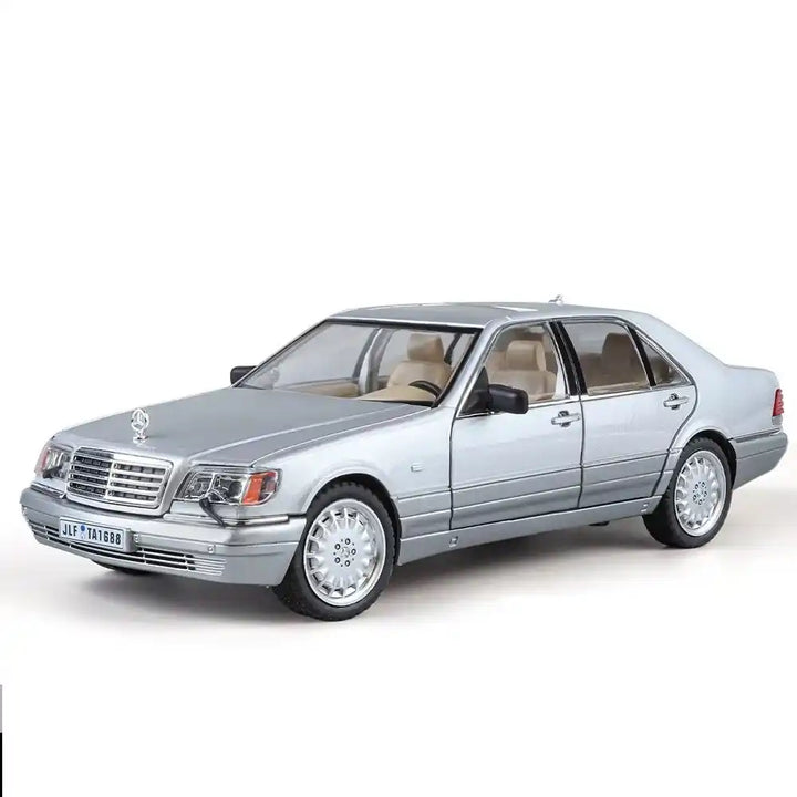 1:24 Mercedes-Benz W140 S320 Classic Diecast Model Car Silver